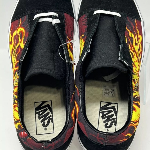 NWT New Vans Old Skool Samurai Flames 🔥 Shoes Size 9 - Picture 3 of 5